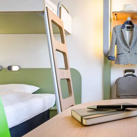 Ibis Budget Amberieu En Bugey/chateau Gaillard A42 Hotel 2*
