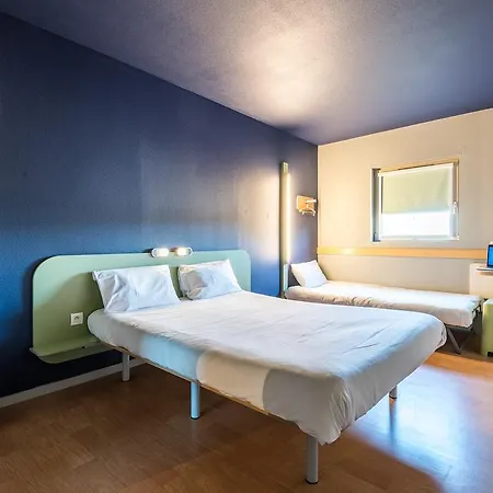 Hotel Ibis Budget Amberieu En Bugey/chateau Gaillard A42