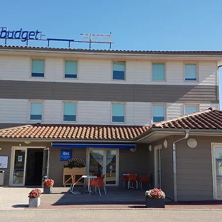 Hotel Ibis Budget Amberieu En Bugey/chateau Gaillard A42